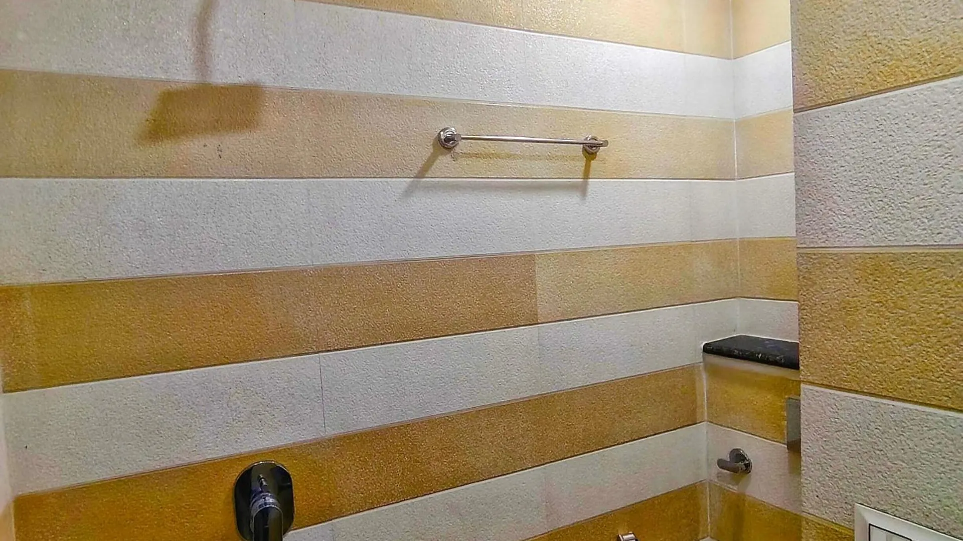 Rich Grand Hotel 4*, Agra (Uttar Pradesh)