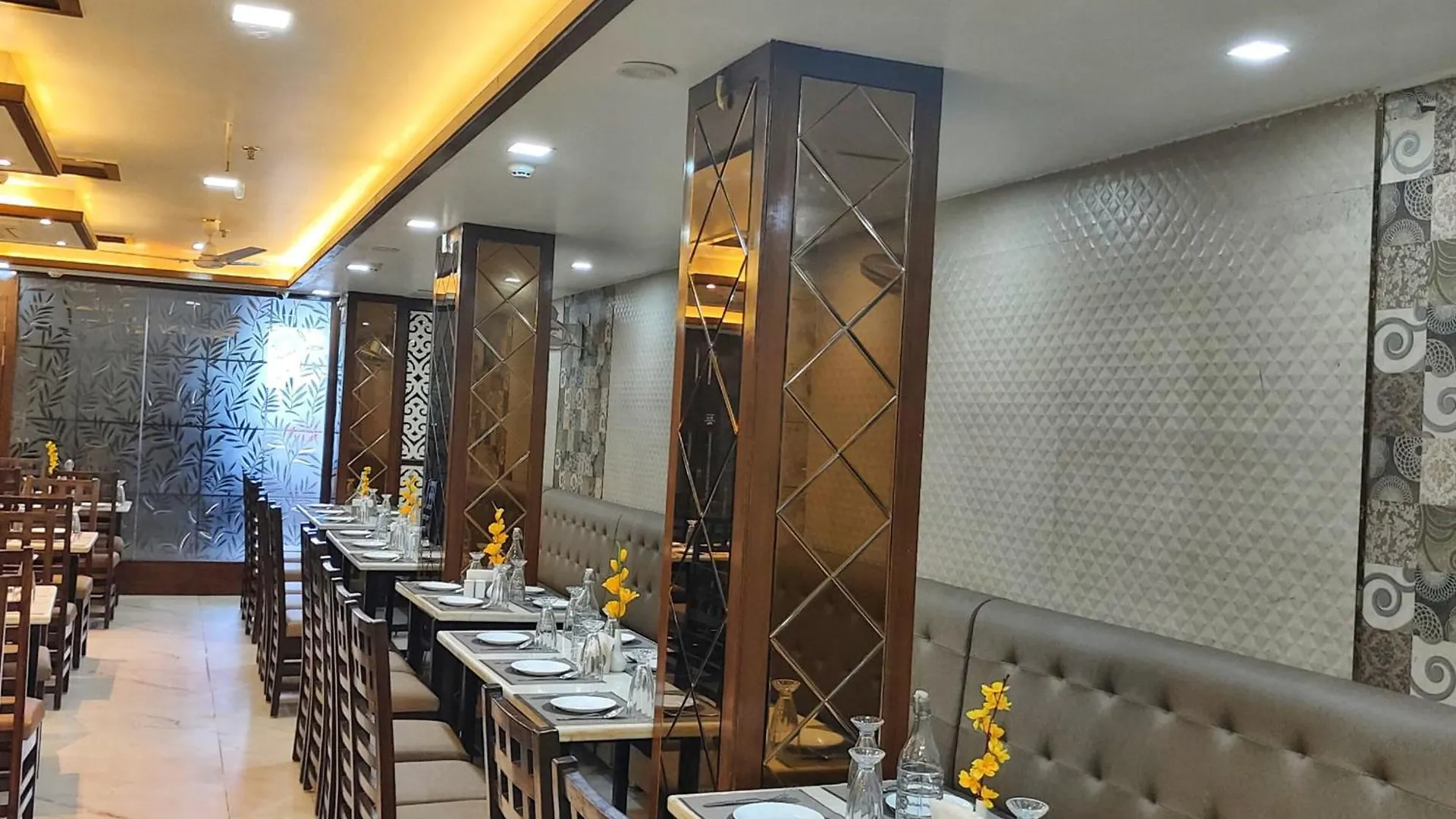Rich Grand Hotel 4*, Agra (Uttar Pradesh)