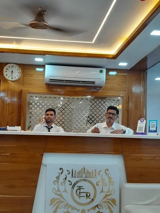 Rich Grand Hotel Agra  4*, Agra (Uttar Pradesh)