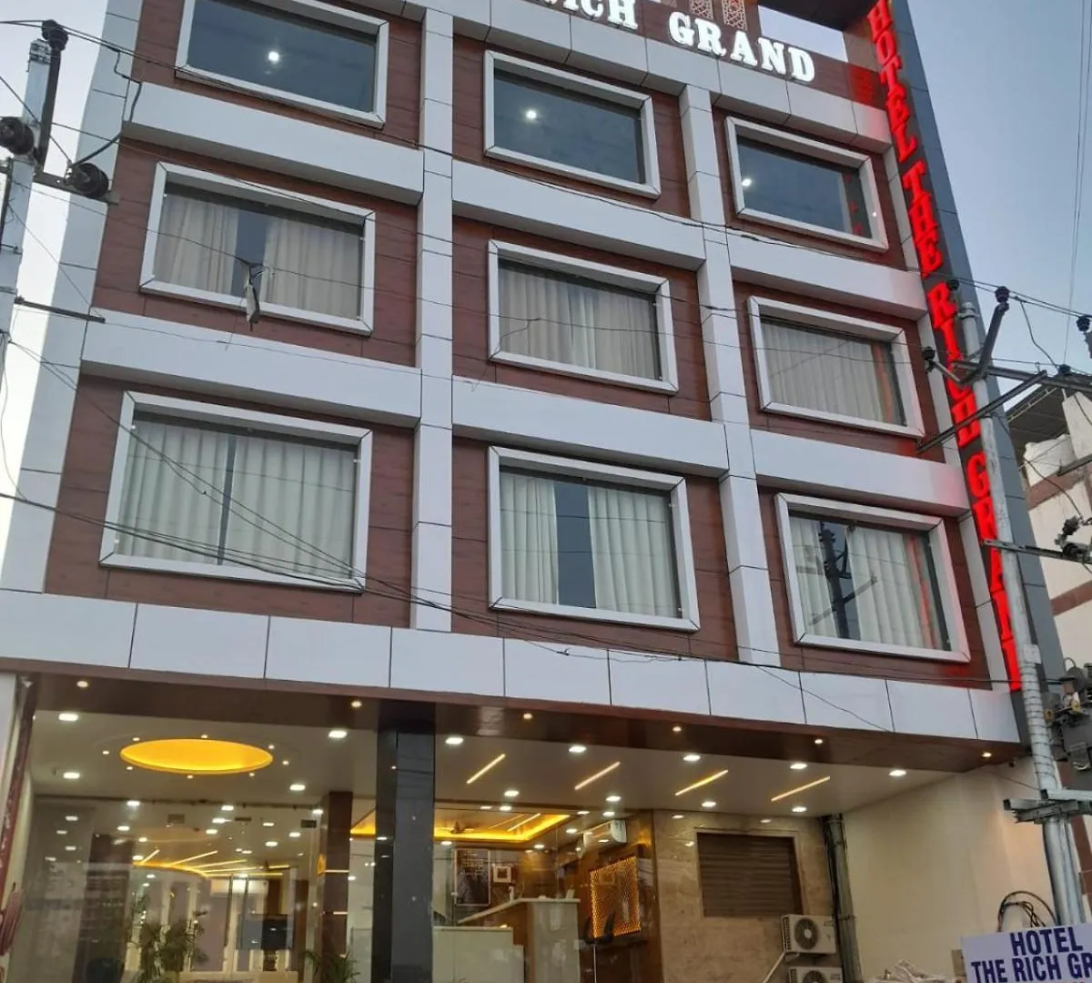 ****  Rich Grand Hotel Agra  Indie