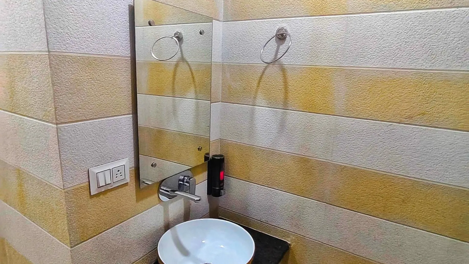 Rich Grand Hotel Agra