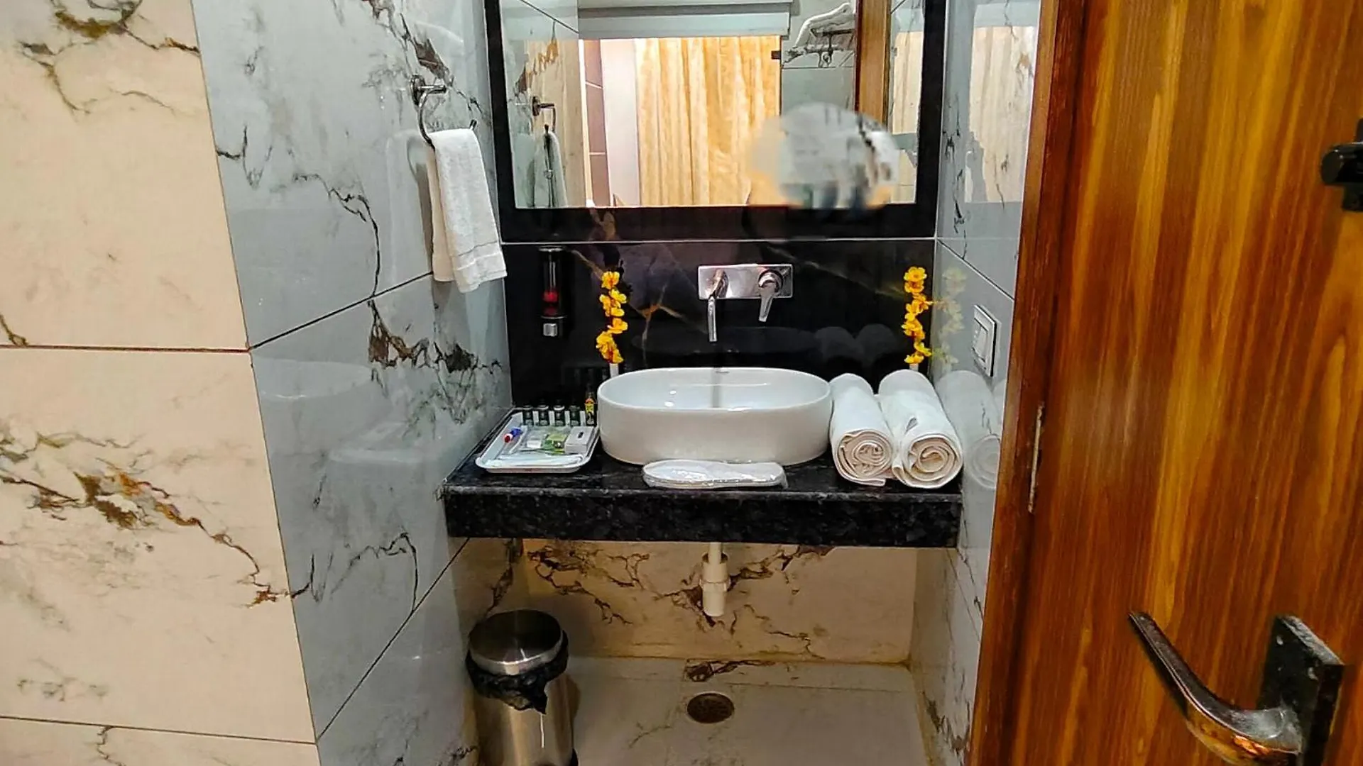 ****  Rich Grand Hotel Agra  Indie