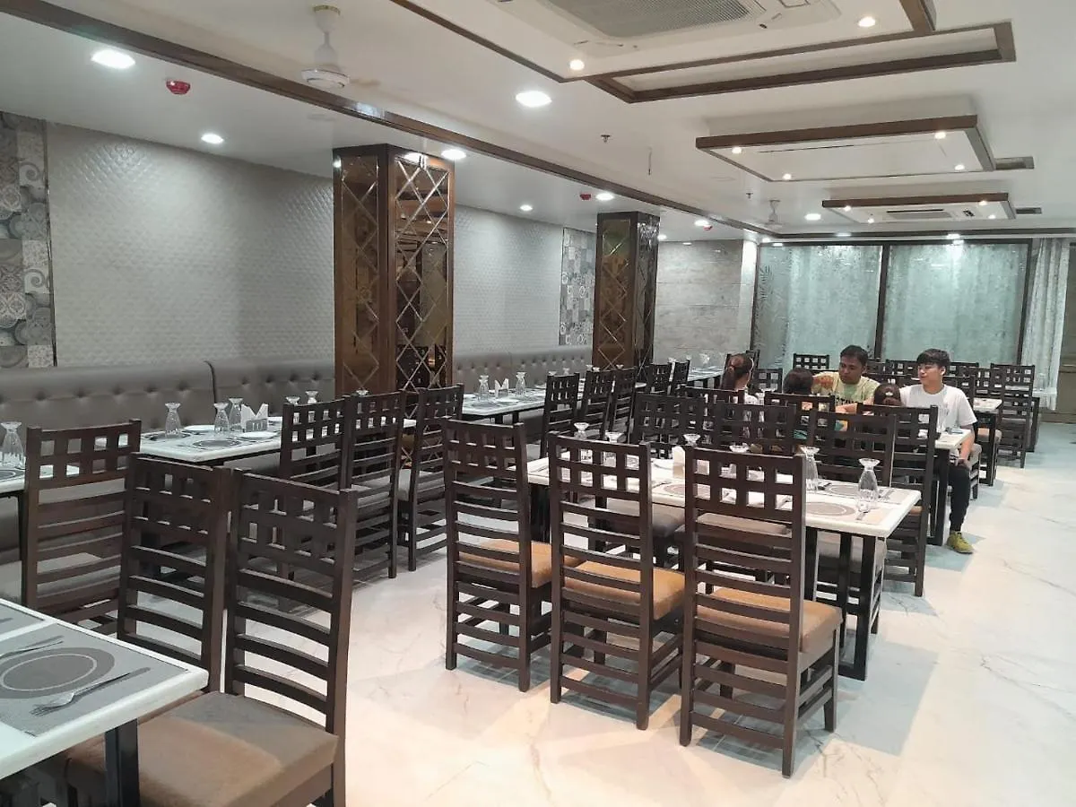Rich Grand Hotel India