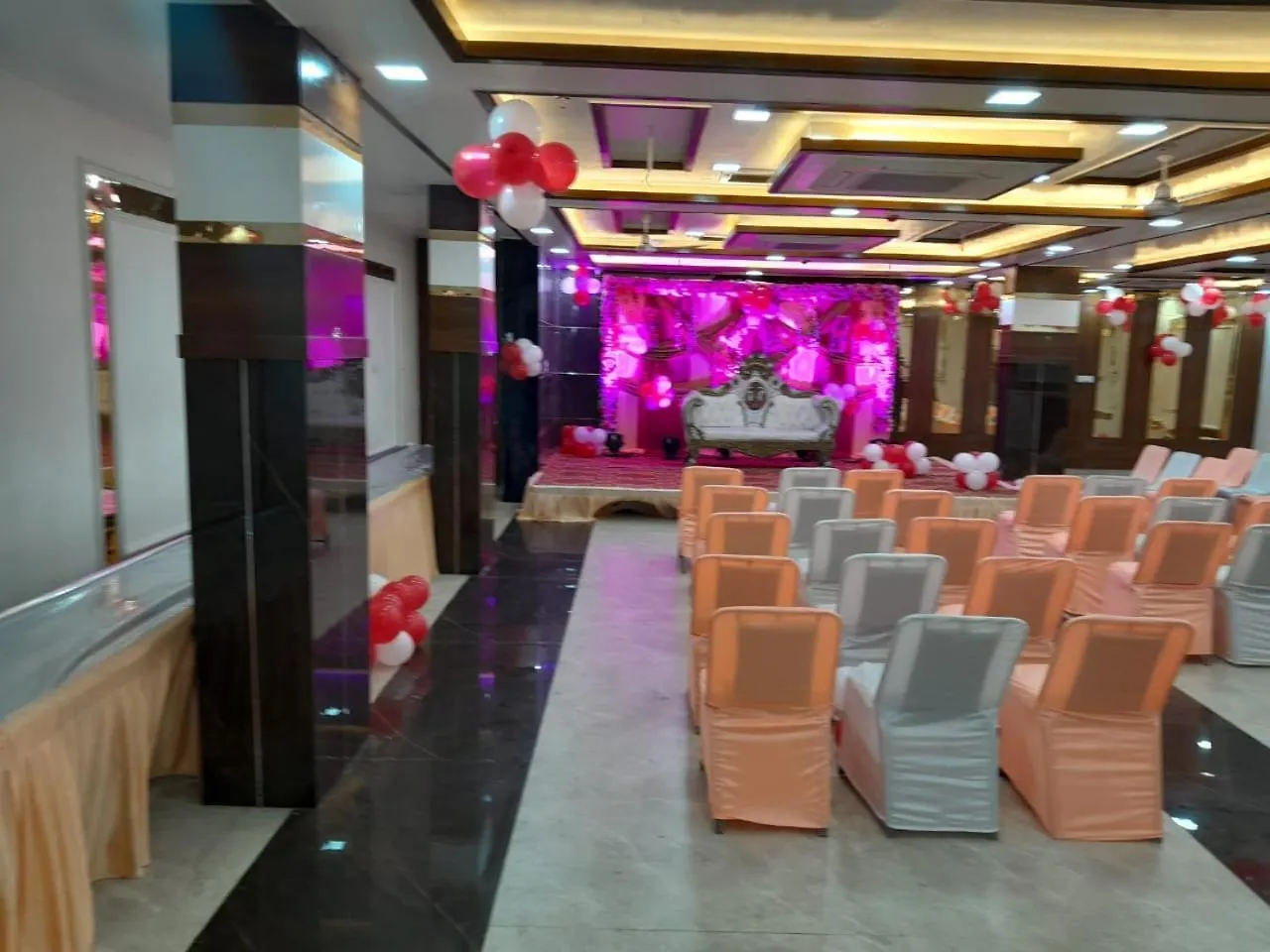 Rich Grand Hotel