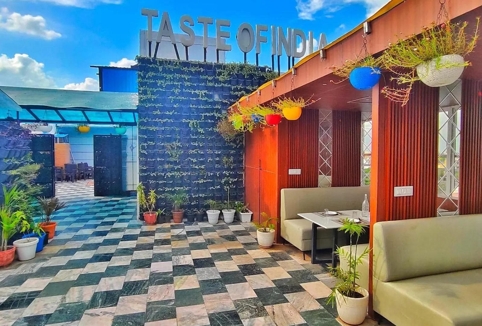 Rich Grand Hotel Agra