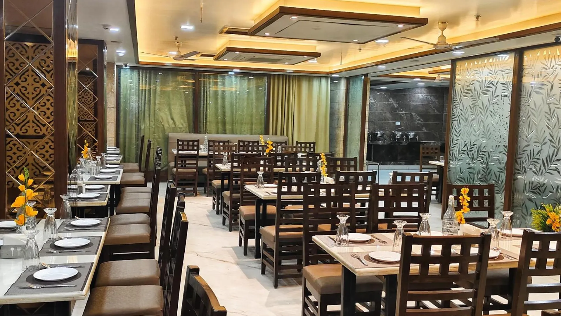 Rich Grand Hotel 4*, Agra (Uttar Pradesh)